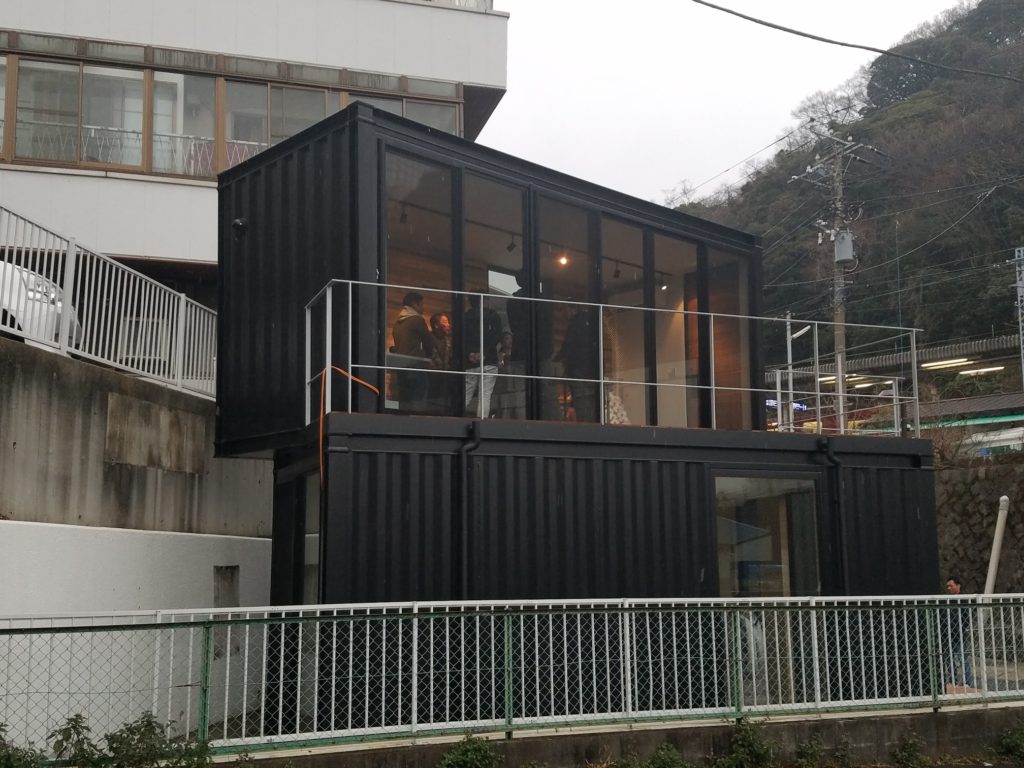 横須賀浦賀に　（黒船）をテーマに　新しいコンテナハウス登場　施工事例